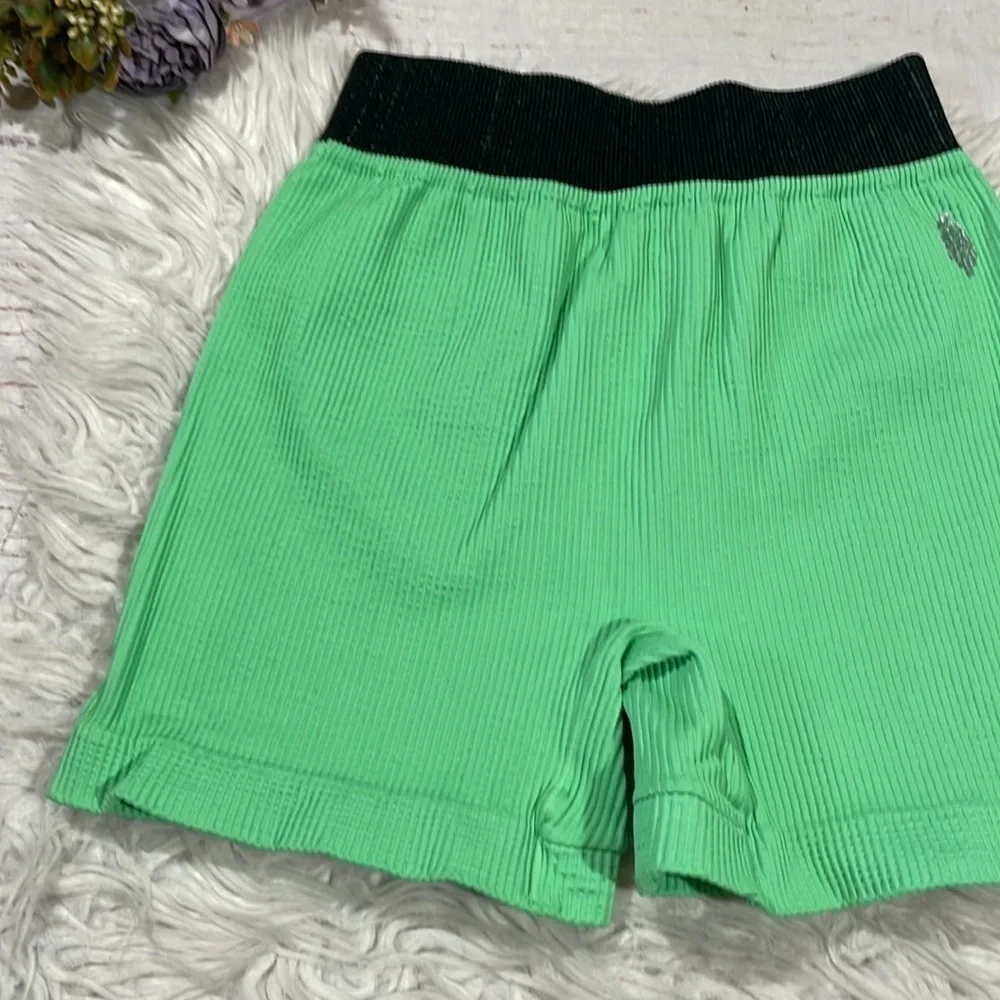 NWT Free People Prajna Fresh Cut High Rise Ribbed Seamless Shorts
